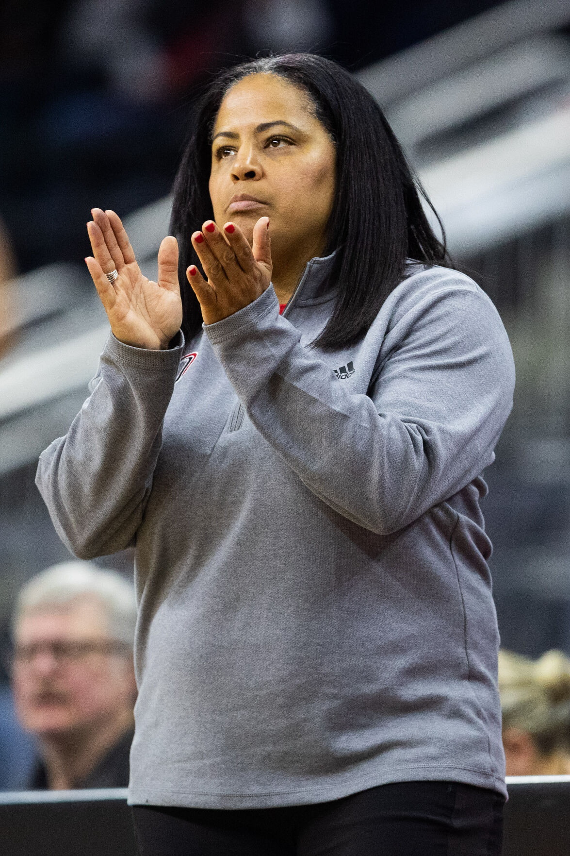 111722-owh-spo-unobasketball-em15.jpg